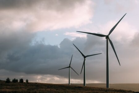 Flexibles hydrauliques dans les éoliennes | GF Hydro